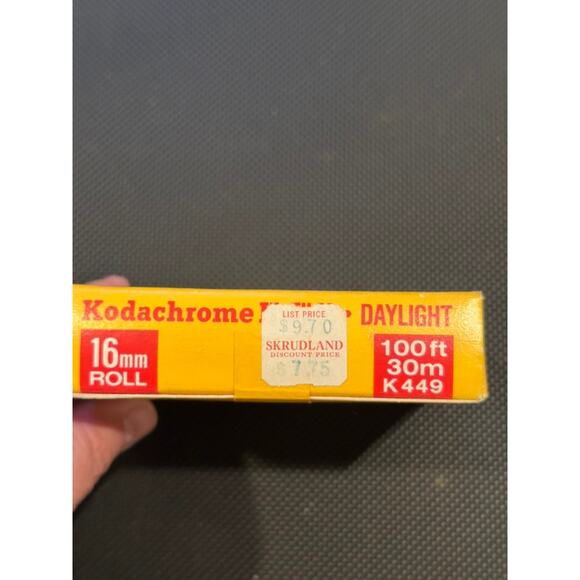 Vintage Kodak Kodachrome II 16 mm Movie Film – 100 ft Roll Expired February 1974 - Picture 2 of 4
